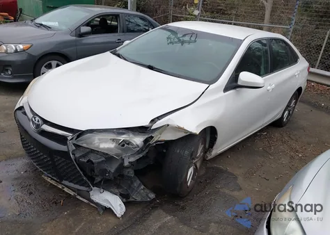 2017 Toyota Camry Se z USA, uszkodzony, nr VIN 4T1BF1FK3HU323643